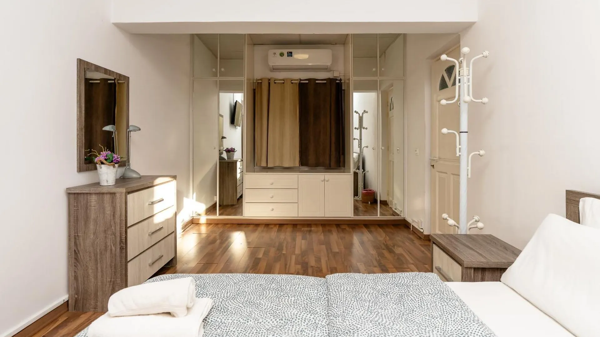 Blossom Holiday Villa Dps18 بروتاراس